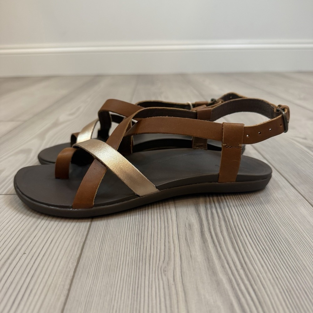 OluKai Brown and Gold Leather Strappy Sandals